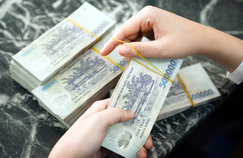 Lãi suất tăng cao, đối mặt những nỗi lo mới