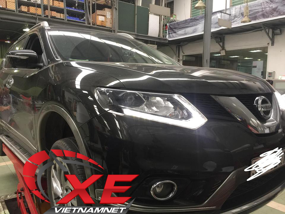 Mua Nissan X-Trail 1,2 tỷ rò rỉ dầu, khách bất lực, hãng bó tay