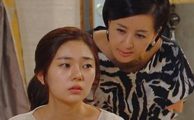 Mẹ chồng nằng nặc đòi mượn của hồi môn, tôi nói một câu khiến bà 'nóng mắt' - 1 Mẹ chồng nằng nặc đòi mượn của hồi môn, tôi nói một câu khiến bà 'nóng mắt' - 1