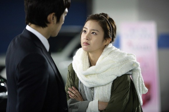 Học đòi trên mạng về ra mắt thì không cần rửa bát, cô gái bị chị chồng tương lai nói cho một câu bẽ bàng