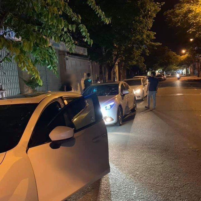 Tranh cãi dữ dội việc dân mạng kêu gọi check in trước nhà cựu Viện phó VKS sàm sỡ bé gái