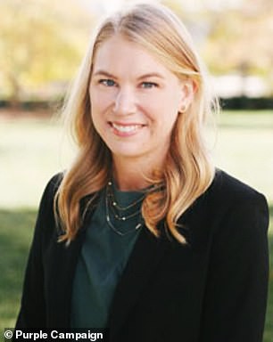 Bảy phụ nữ tố cựu Phó Tổng thống Mỹ đụng chạm