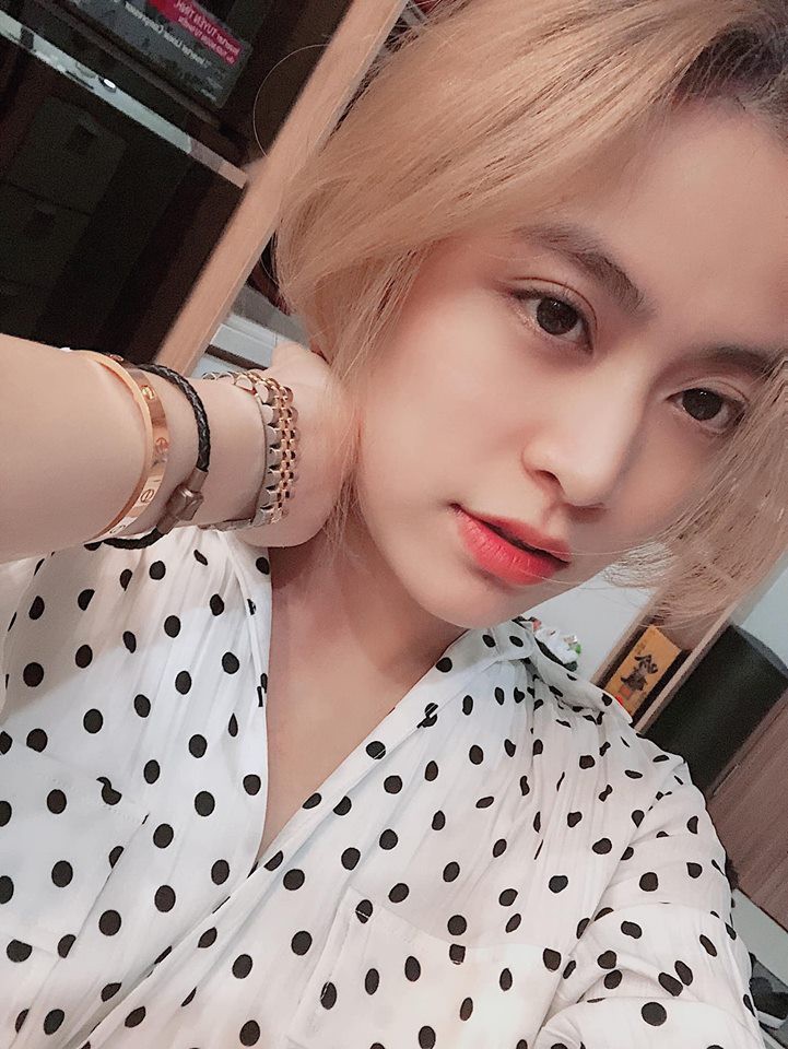 Trong khi các chị em đua nhau dựng mũi thì showbiz Việt luôn có những chiếc mũi tự nhiên cân mọi chuẩn mực dao kéo