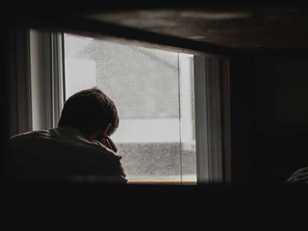 Trước sự bàng hoàng của tôi, vợ đau đớn hỏi một câu: Anh đã làm gì con gái chúng ta thế này? khiến tôi nghẹn họng câm nín