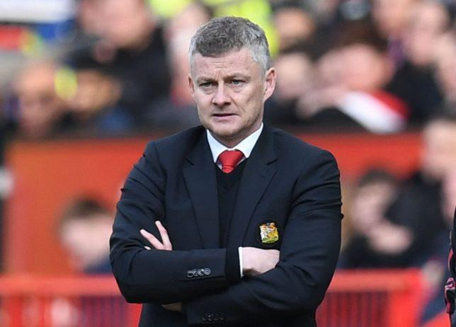 HLV Solskjaer chưa thể thống nhất vấn đề chuyển nhượng với Ed Woodward