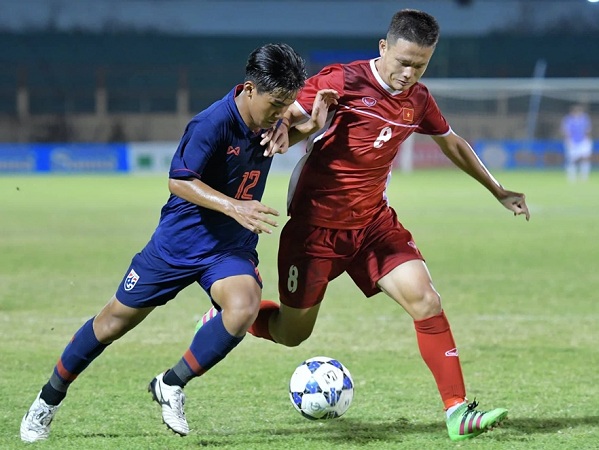 Lò SLNA áp đảo quân số U18 Việt Nam chuẩn bị cho giải quốc tế tại Hong Kong