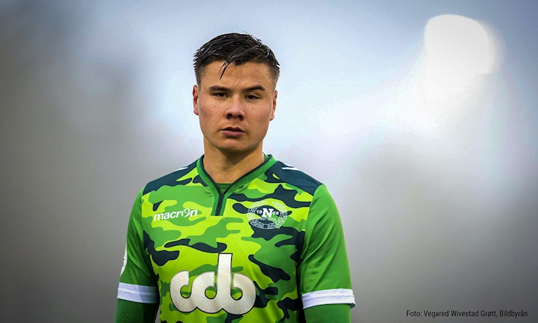 Vì World Cup, ĐT Việt Nam nên gọi Alexander Dang về đấu Thái Lan