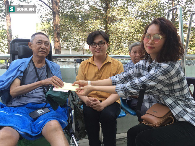 Sức khỏe nghệ sĩ Lê Bình chuyển biến nguy hiểm, MC Đại Nghĩa gửi tặng 270 triệu đồng