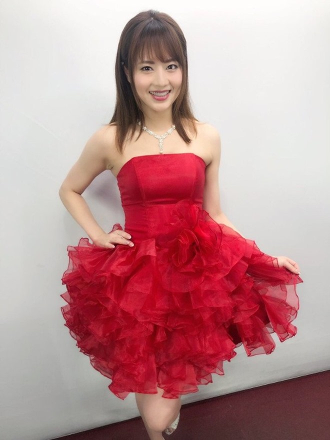 Huyền thoại phim 18+ chính thức nghỉ hưu khiến fan nam tiếc ngẩn ngơ