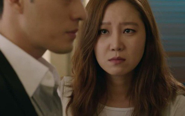 Nghe lời chồng nịnh cứ ở nhà anh nuôi, vợ trẻ hối hận tột cùng và cái kết bên mâm cơm tung tóe dưới sàn nhà