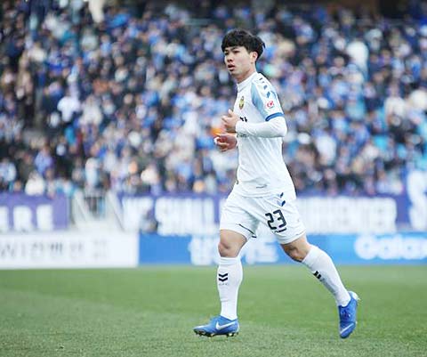 Phải chăng Công Phượng đã bị cường điệu hóa?