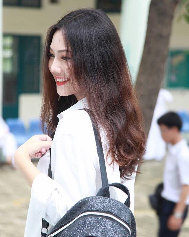 Loạt gái xinh toàn 10X từ lò nhan sắc THPT Bình Hưng Hòa TP.HCM