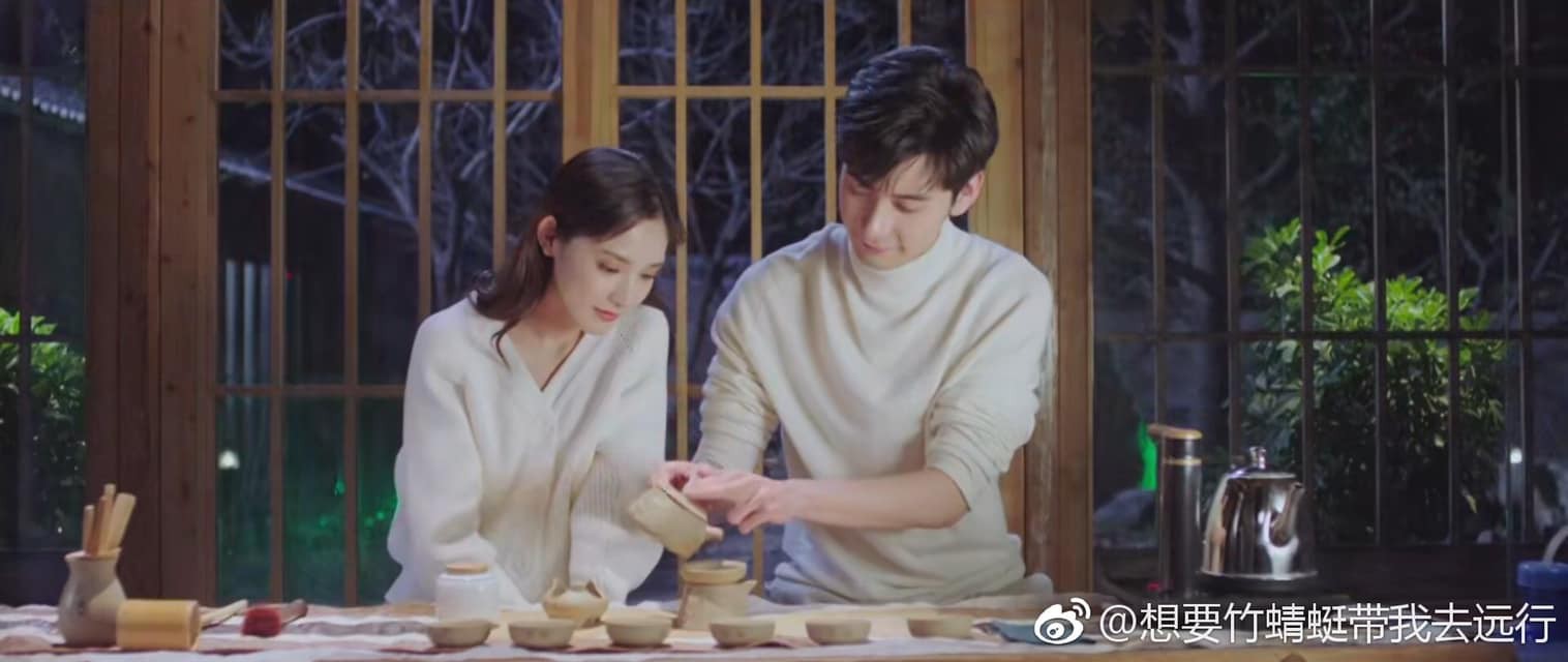 Khổ cho Trần Tinh Húc từ thái tử bị biếm thành anh bán chè lỗ vốn ở Đông Cung ngoại truyện