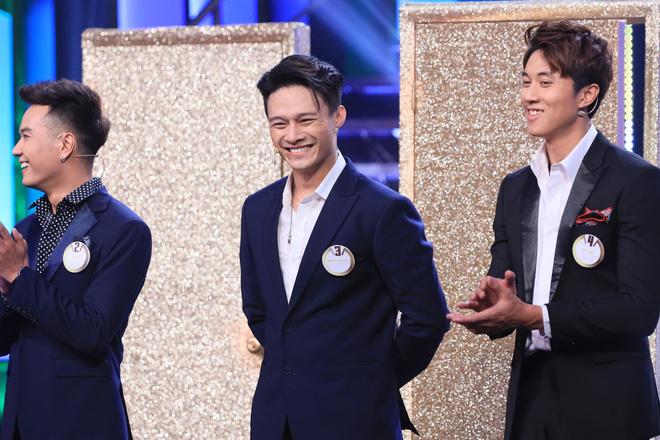 Hương Giang: Tôi là con gái điềm đạm nên không hay nhìn vào vòng ba đàn ông, ngại lắm Hương Giang: Tôi là con gái điềm đạm nên không hay nhìn vào vòng ba đàn ông, ngại lắm