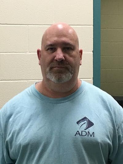 Người đàn ông suýt đi tù vì ngược đãi cá cảnh