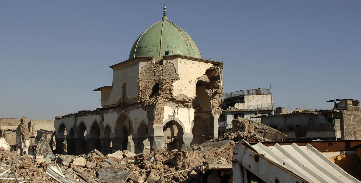 Khủng bố IS thiêu sống trẻ em vì dùng điện thoại