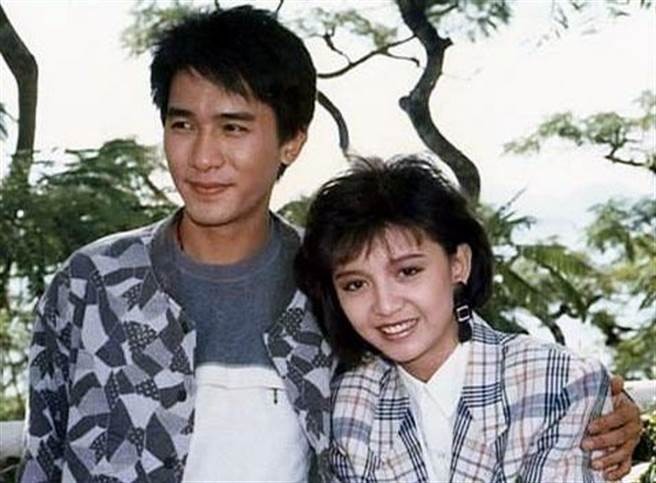 Mối tình đầu của Lương Triều Vỹ: Tình yêu thanh xuân dài 6 năm vẫn tan tành vì 2 lần bị bạn thân cướp người yêu