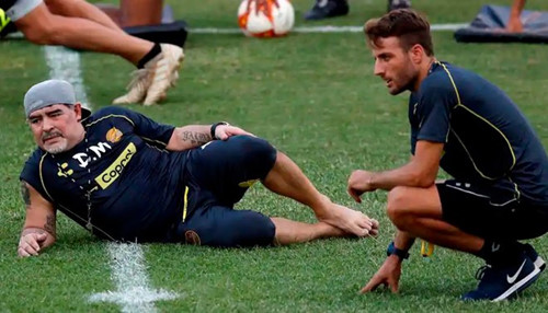 Maradona tuyên bố nghỉ việc ở CLB của Mexico vì bị các trọng tài… chèn ép