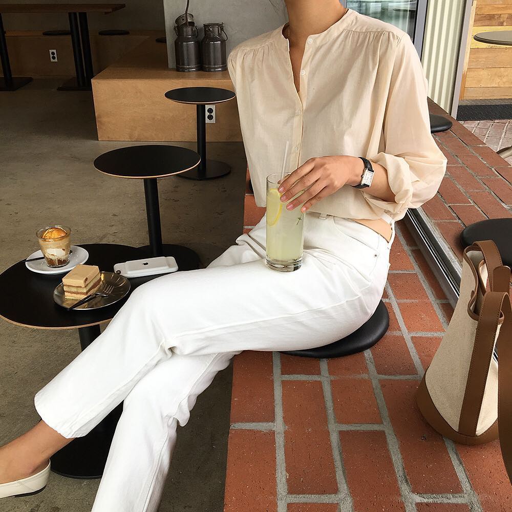 Trong tích tắc, bạn sẽ có ngay set đồ sang xịn mịn nếu diện màu be theo 3 công thức sau