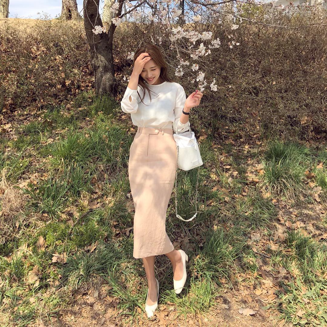 Trong tích tắc, bạn sẽ có ngay set đồ sang xịn mịn nếu diện màu be theo 3 công thức sau