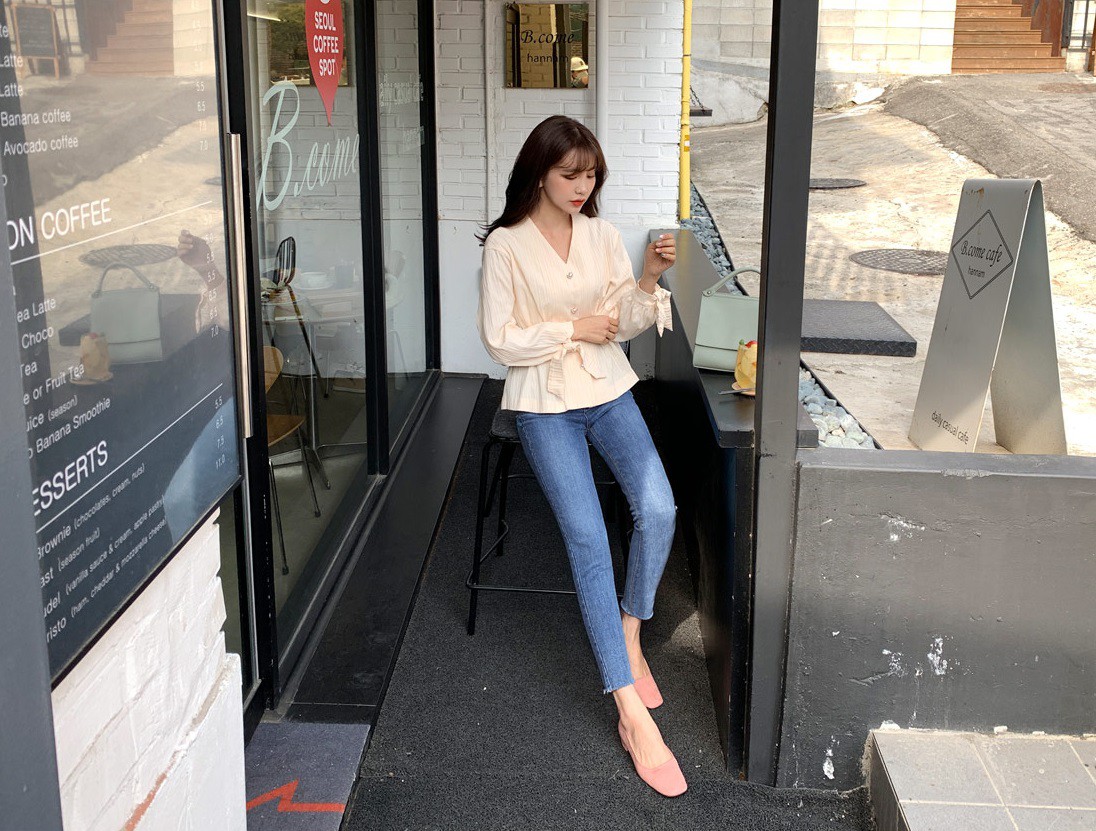 Trong tích tắc, bạn sẽ có ngay set đồ sang xịn mịn nếu diện màu be theo 3 công thức sau