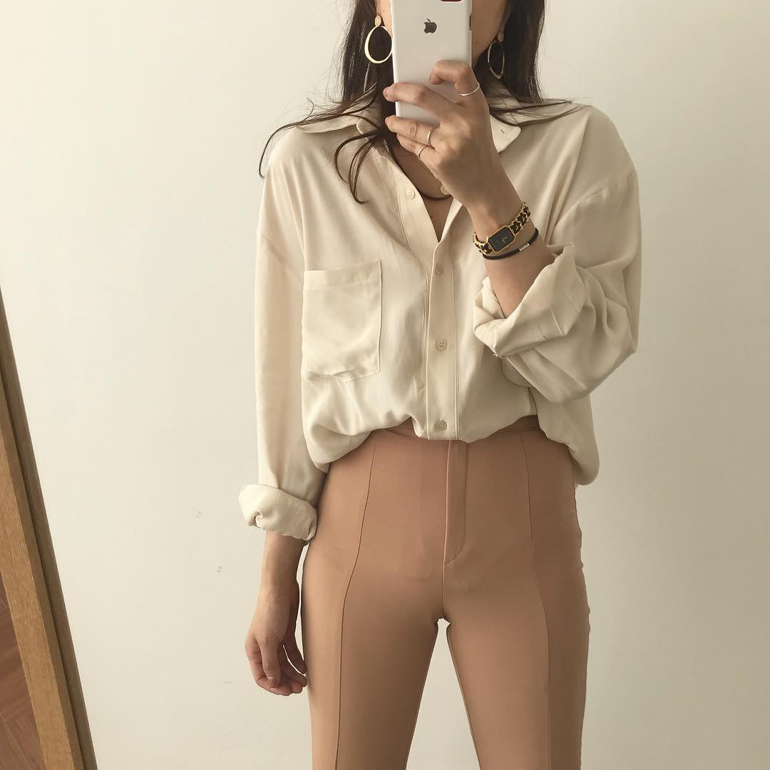 Trong tích tắc, bạn sẽ có ngay set đồ sang xịn mịn nếu diện màu be theo 3 công thức sau