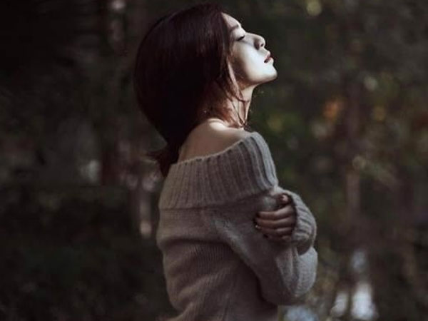 Không ngờ quả đúng là có chuyện mờ ám phía sau chiếc váy ngủ chồng bỗng dưng mua tặng tôi