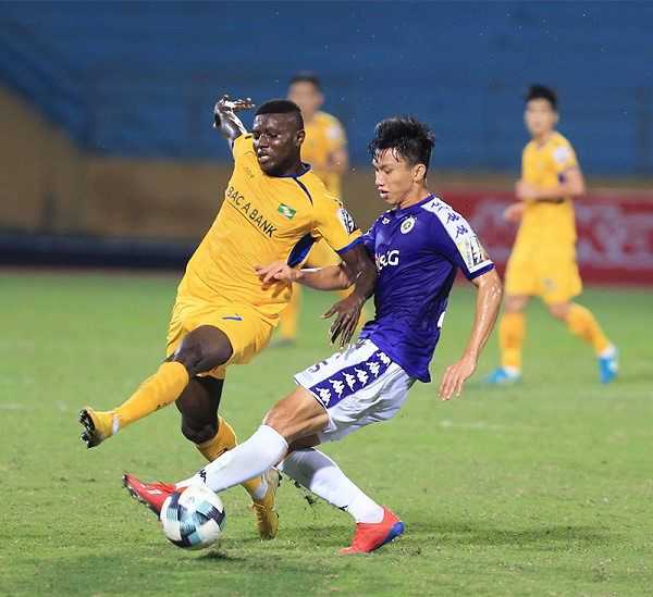 HLV Chu Đình Nghiêm: ‘Bàn thắng vào lưới SLNA sẽ giúp Quang Hải chơi hay hơn trong thời gian tới’