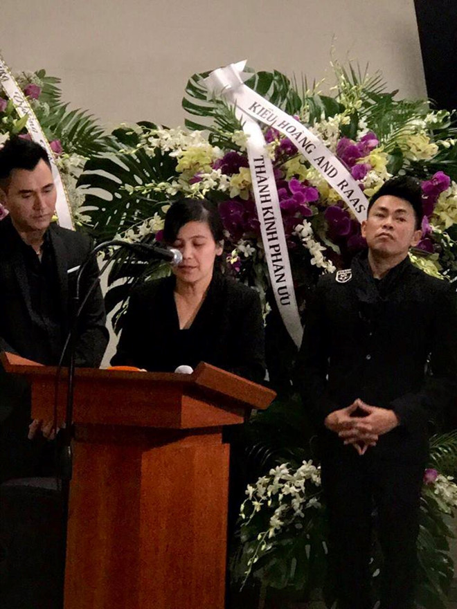 NSƯT Bảo Quốc, Ngọc Huyền đau xót bật khóc trước linh cữu Anh Vũ