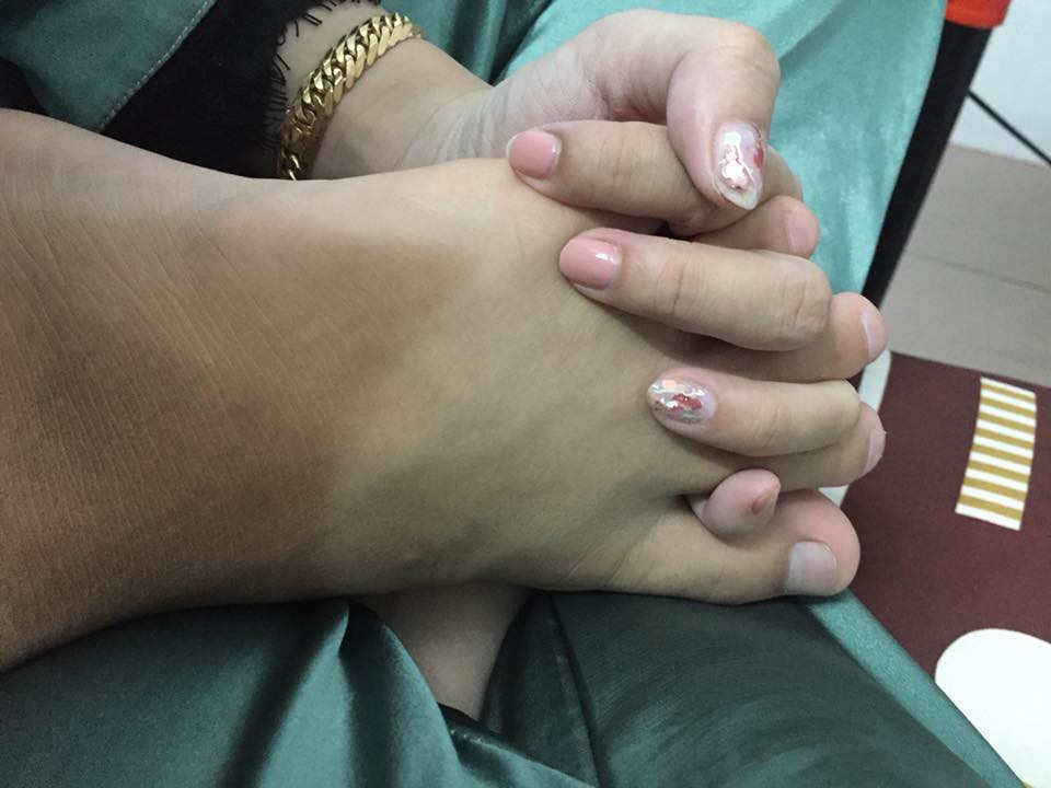 Sài Gòn thất thủ với nắng nóng: Cộng đồng mạng than khóc vì hở ra ngoài chỗ nào là đen ngay chỗ đó