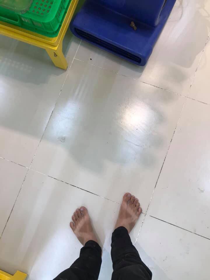 Sài Gòn thất thủ với nắng nóng: Cộng đồng mạng than khóc vì hở ra ngoài chỗ nào là đen ngay chỗ đó