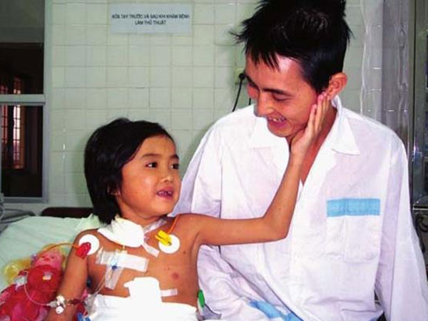 Cô gái ghép gan đầu tiên tại Việt Nam sau 15 năm