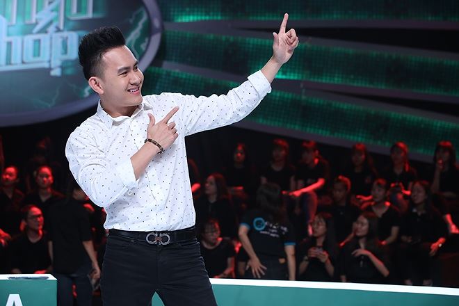 Con trai Hoài Linh bất ngờ tham gia gameshow Việt