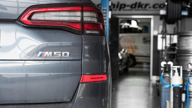 Chi chưa tới 2.000 USD, BMW X5 lập tức tăng thêm 100 mã lực