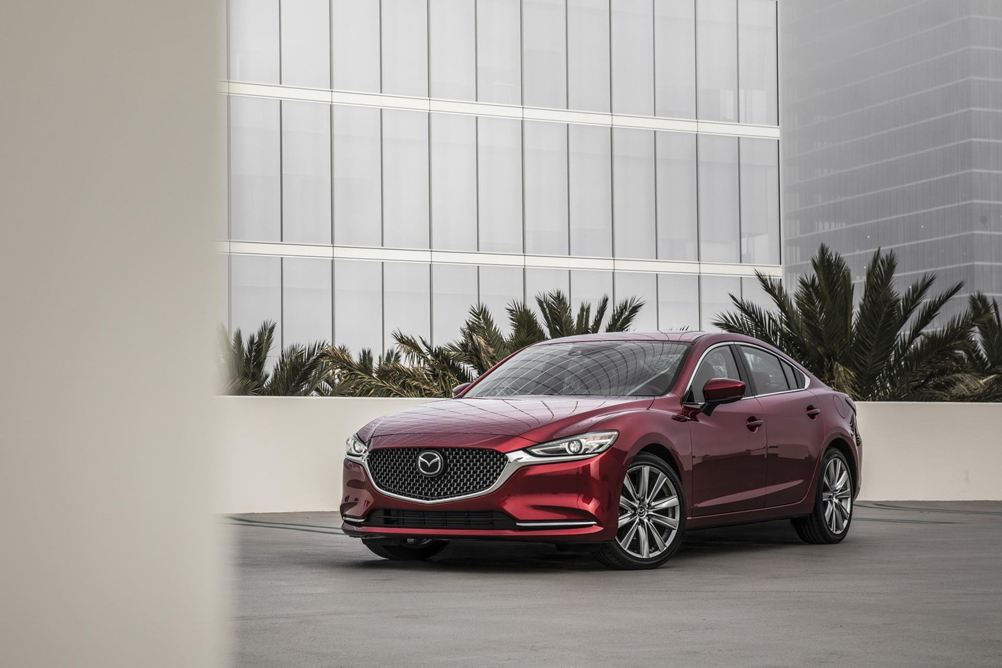 Mazda6 2019 chính thức vén màn, thêm công nghệ, tăng giá bán