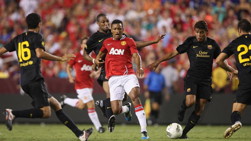 Những trận đấu đáng nhớ khi MU chạm trán Barca