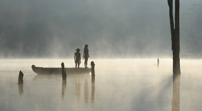 Sự thật đằng sau bộ ảnh nude tại Đà Lạt đang bị dân mạng ném đá tơi tả: Chú rể đưa ra ý tưởng vì lý do đặc biệt này