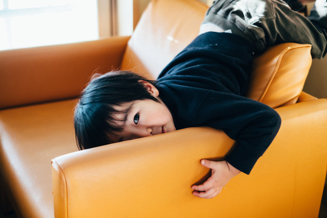 Bộ ảnh em bé Nhật Bản đáng yêu làm tan chảy người xem, thế nhưng lại ẩn chứa câu chuyện cảm động đầy nước mắt đằng sau