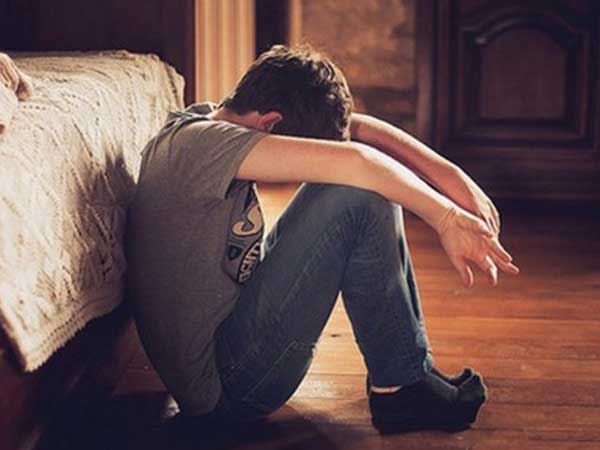 Đi công tác, nam bác sĩ quay cuồng trong mối tình với sếp nữ