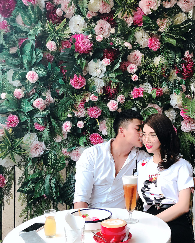 Tiểu thư nhà giàu Claret Giang Lê khoe hạnh phúc bên bạn trai hot boy