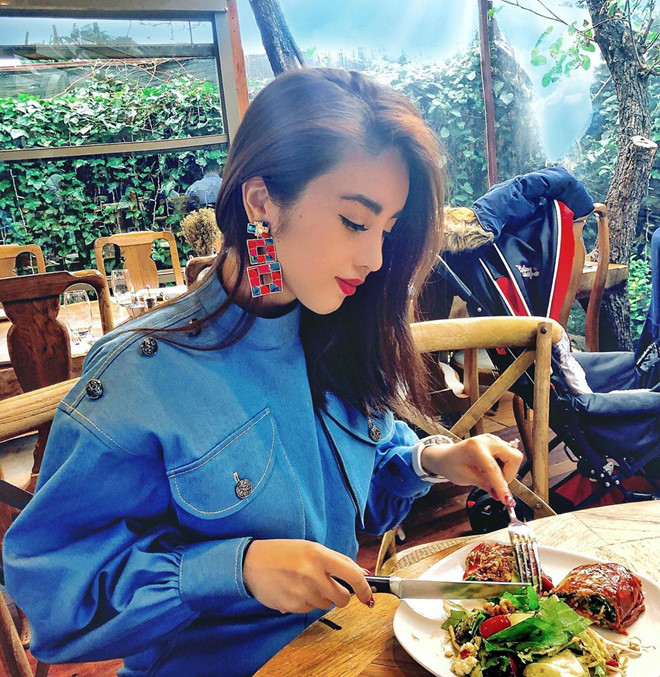 Tiểu thư nhà giàu Claret Giang Lê khoe hạnh phúc bên bạn trai hot boy