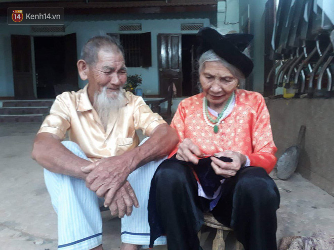 Ngưỡng mộ tình yêu ông bà anh qua 70 mùa hoa nở ở Nghệ An: Ngày kỷ niệm hay lễ lộc gì cũng phải có quà cho vợ!