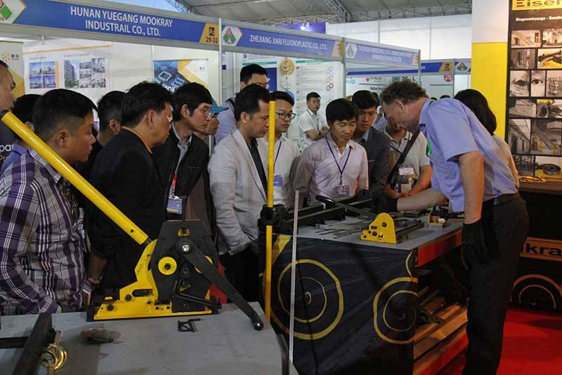 Bỏ lỡ nhiều cơ hội với ngành triển lãm!