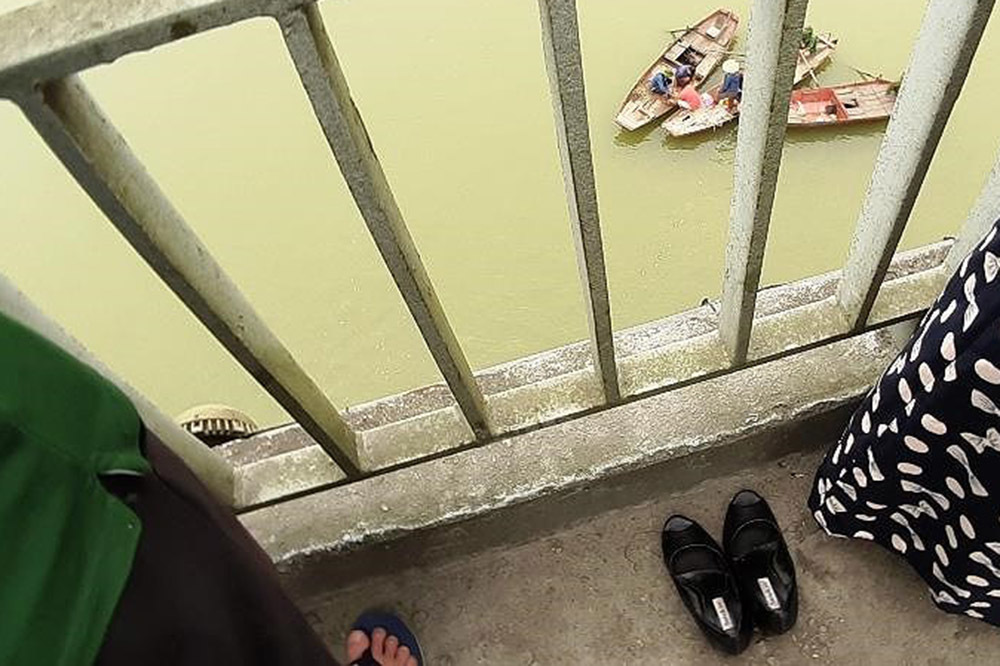 Nữ kế toán trường mầm non nhảy xuống sông Lam sau cuộc điện thoại