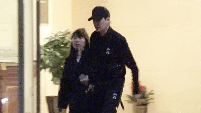 Liên tiếp xôn xao tin Triệu Lệ Dĩnh không hòa thuận với mẹ chồng, vừa sinh con đã bị trầm cảm vì nhiều áp lực