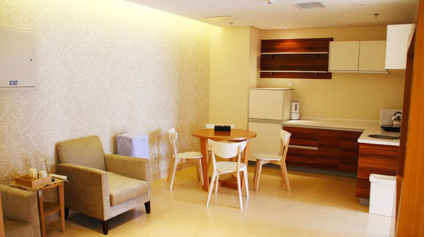 Lộ chi phí cao ngất thuê phòng đẻ VIP Dạ Hoa Triệu Hựu Đình không tiếc tiền chuẩn bị cho bà xã sinh con