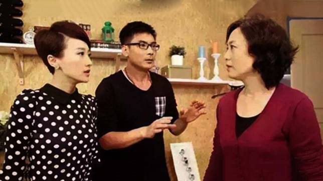 Mẹ chồng đòi đứng tên nhà, nợ thì các con chịu, nàng dâu bức xúc đưa ra phương án giải quyết khiến bà nghẹn lời