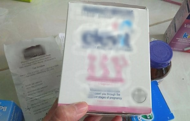 Lỡ miệng hỏi phải chuyện tế nhị, khách mua hàng online lập tức bị chủ shop đốp chát lại một câu khiến cô đứng hình