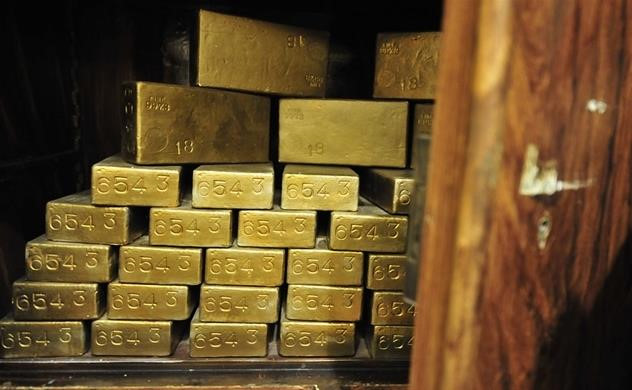 Trung Quốc và cơn sốt mua vàng thỏi dự trữ