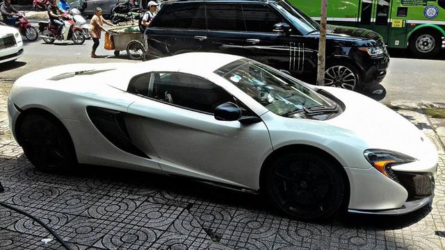 Cận cảnh xe sang Porsche 20 tỉ mới tậu của đại gia Đặng Lê Nguyên Vũ